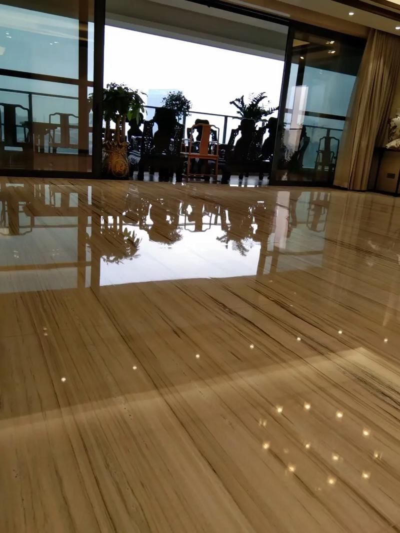 开荒保洁:新居室内开荒保洁、旧居开荒保洁、别墅开荒保洁、开荒保洁、装潢后开荒保洁